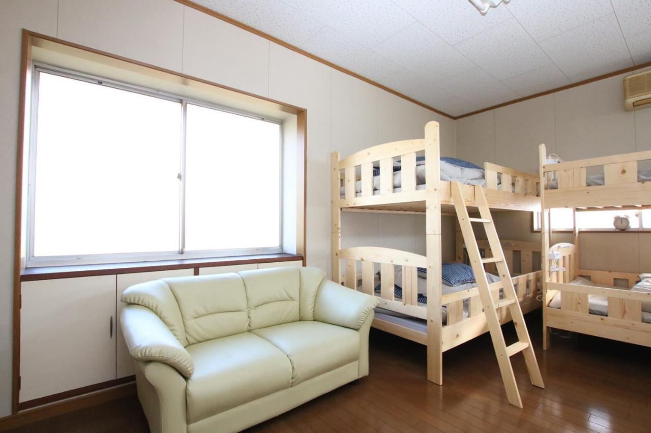 Guesthouse Omoya--全個室--囲炉裏のぬくもりと共にグループの絆を深める古民家宿でゆっくりとした時間を-6名部屋-6名部屋-8名部屋--最大20名-ペット同伴可は一室のみ- Мацуяма Екстер'єр фото
