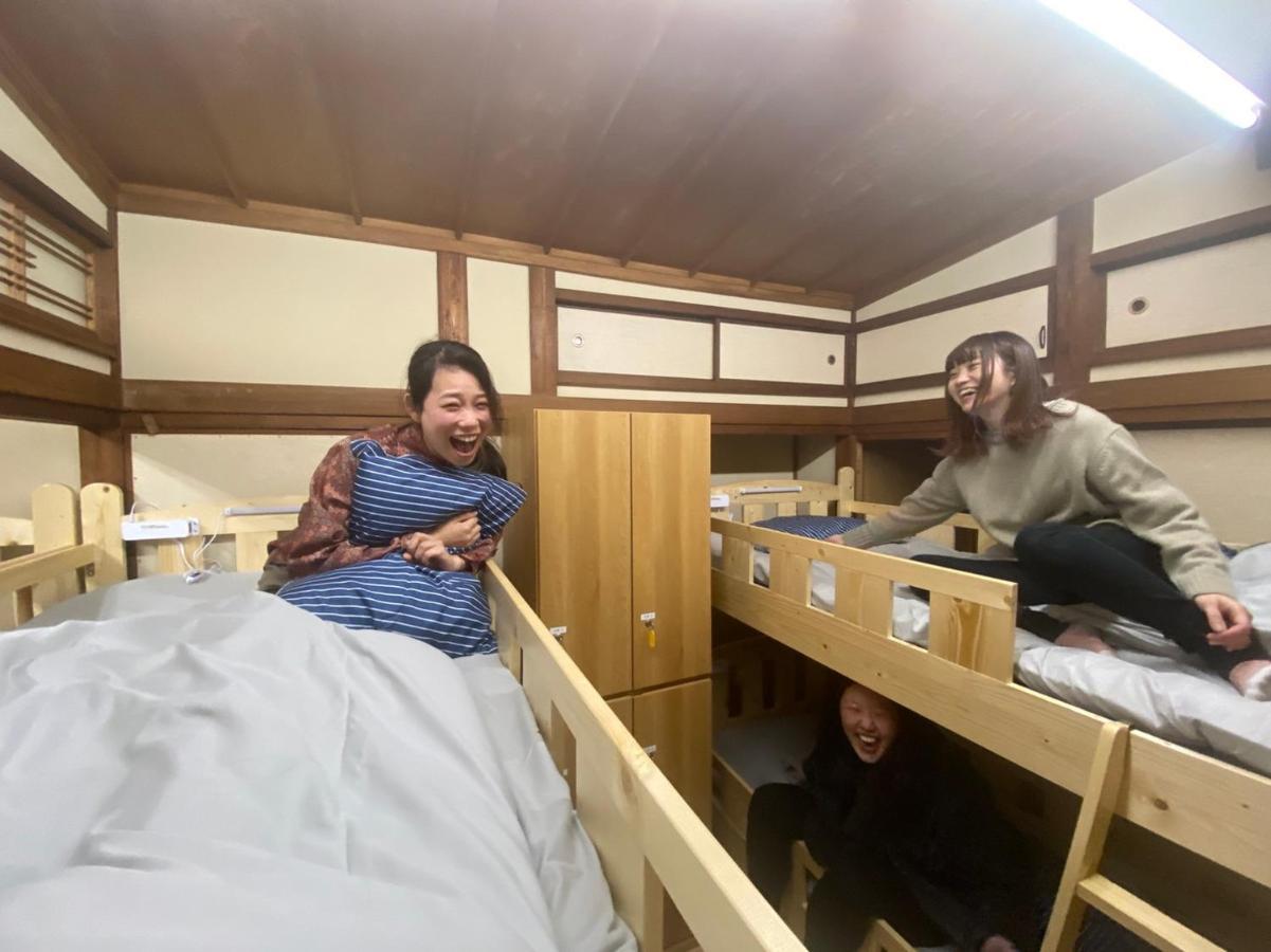 Guesthouse Omoya--全個室--囲炉裏のぬくもりと共にグループの絆を深める古民家宿でゆっくりとした時間を-6名部屋-6名部屋-8名部屋--最大20名-ペット同伴可は一室のみ- Мацуяма Екстер'єр фото