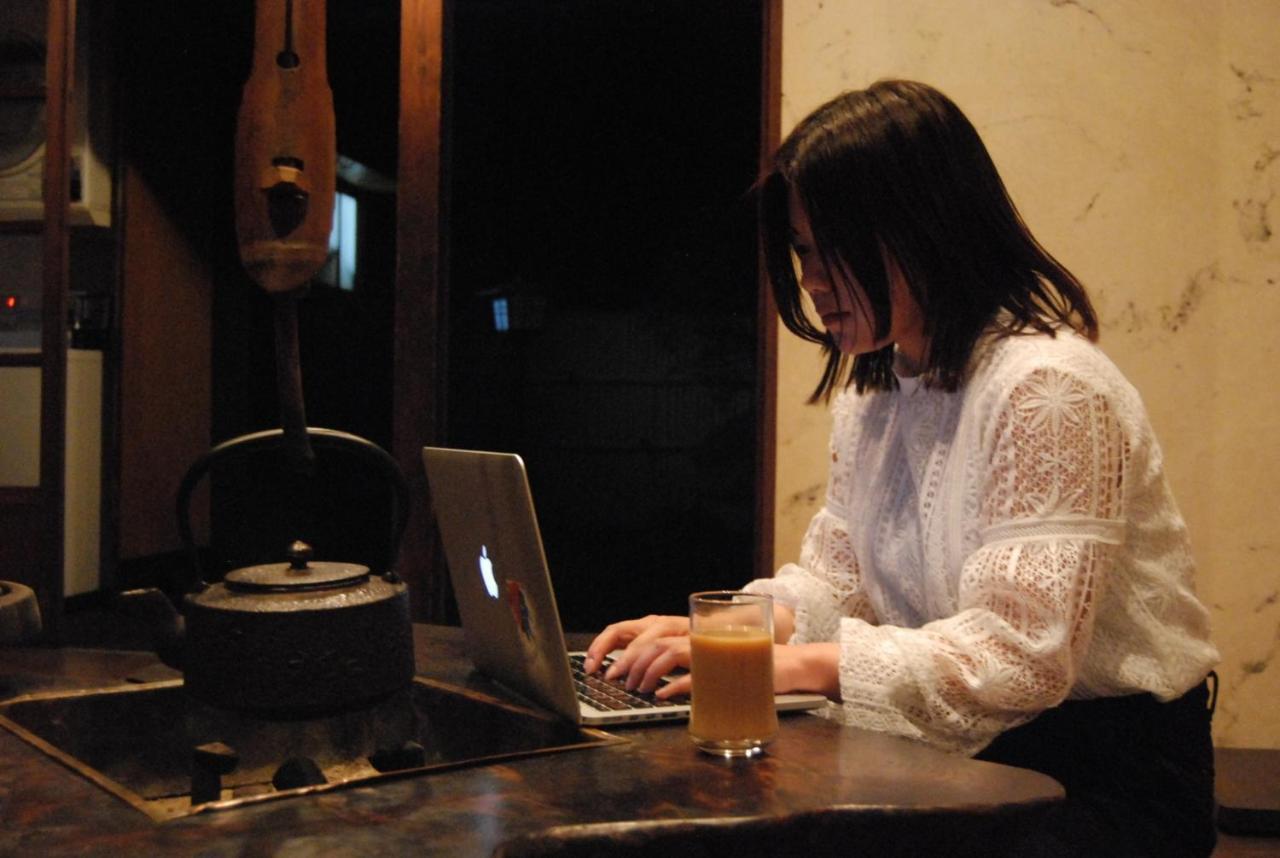 Guesthouse Omoya--全個室--囲炉裏のぬくもりと共にグループの絆を深める古民家宿でゆっくりとした時間を-6名部屋-6名部屋-8名部屋--最大20名-ペット同伴可は一室のみ- Мацуяма Екстер'єр фото